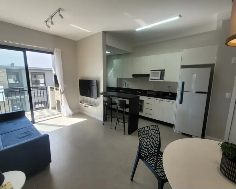 Apartamento 2 Dormitorios Amueblado en Venta, Cachoeira do Bom Jesus, Florianópolis — Cachoeira do Bom Jesus