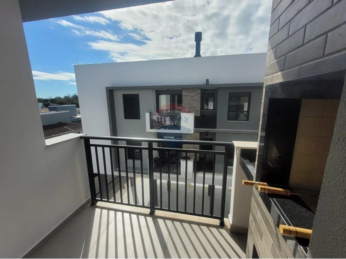 Apartamento 2 Quartos Mobiliado à Venda na Cachoeira do Bom Jesus, Florianópolis