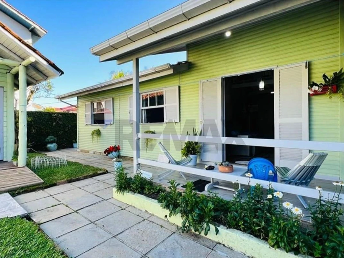 Casa à Venda no Campeche, Florianópolis — Terreno de 450 m²