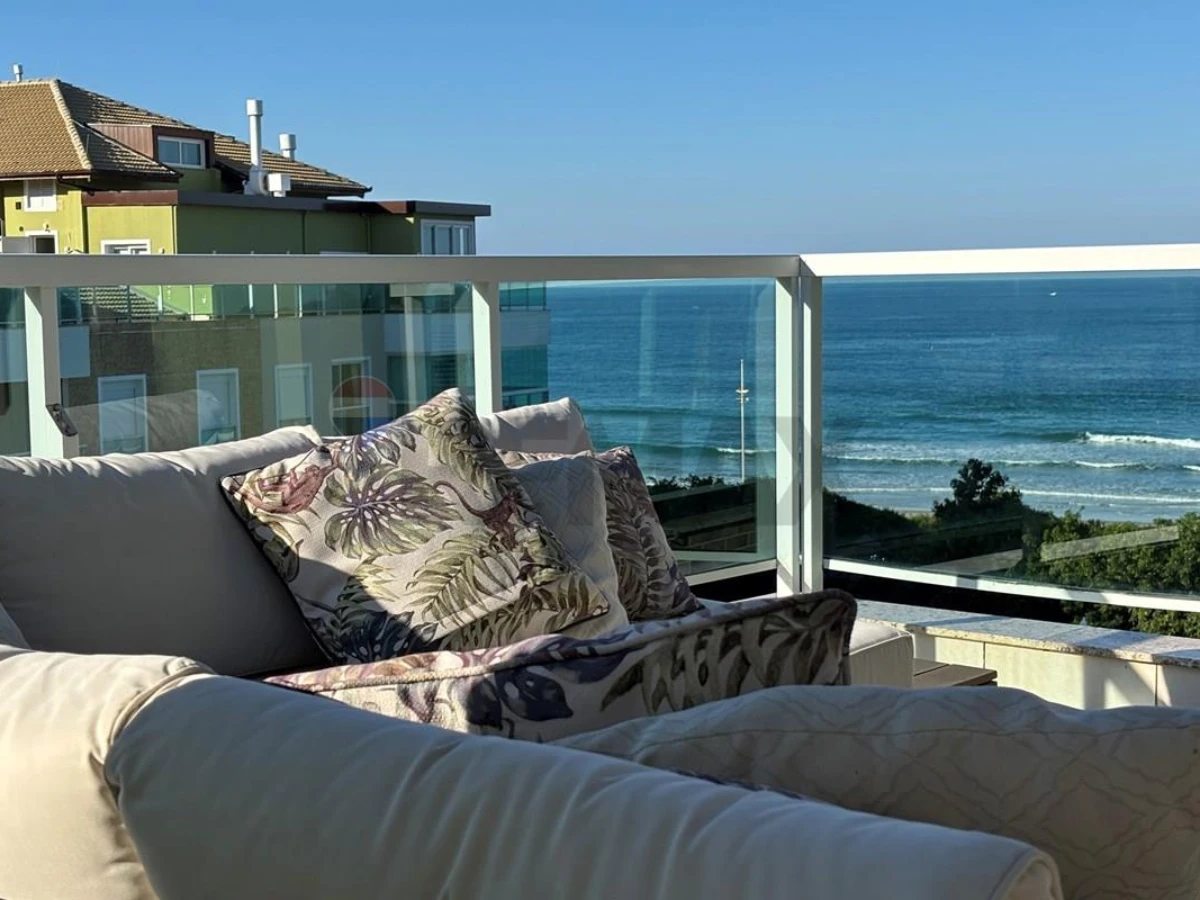 Cobertura 4 suítes com vista para o mar — Praia do Santinho, Florianópolis — Santinho