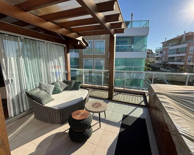 Cobertura 4 suítes com vista para o mar — Praia do Santinho, Florianópolis — Santinho