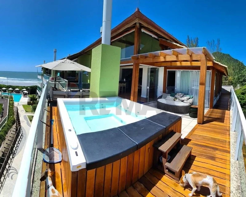 Cobertura 4 suítes com vista para o mar — Praia do Santinho, Florianópolis — Santinho