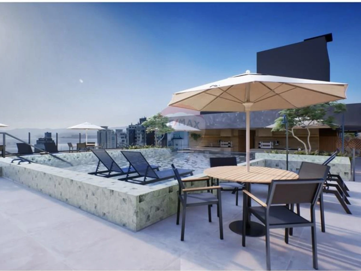 Apartamento 2 Suítes à Venda no Estreito, Florianópolis