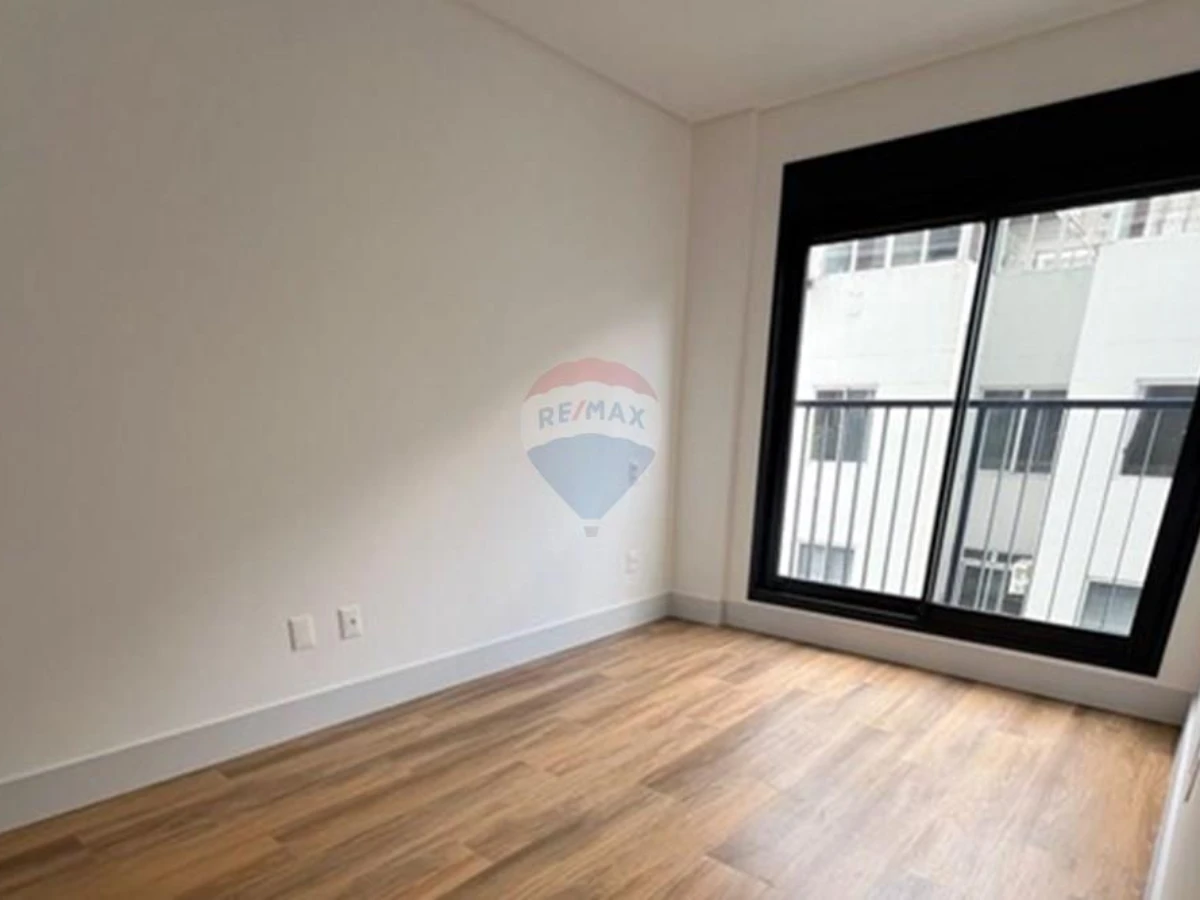 Apartamento 2 Suítes à Venda no Estreito, Florianópolis