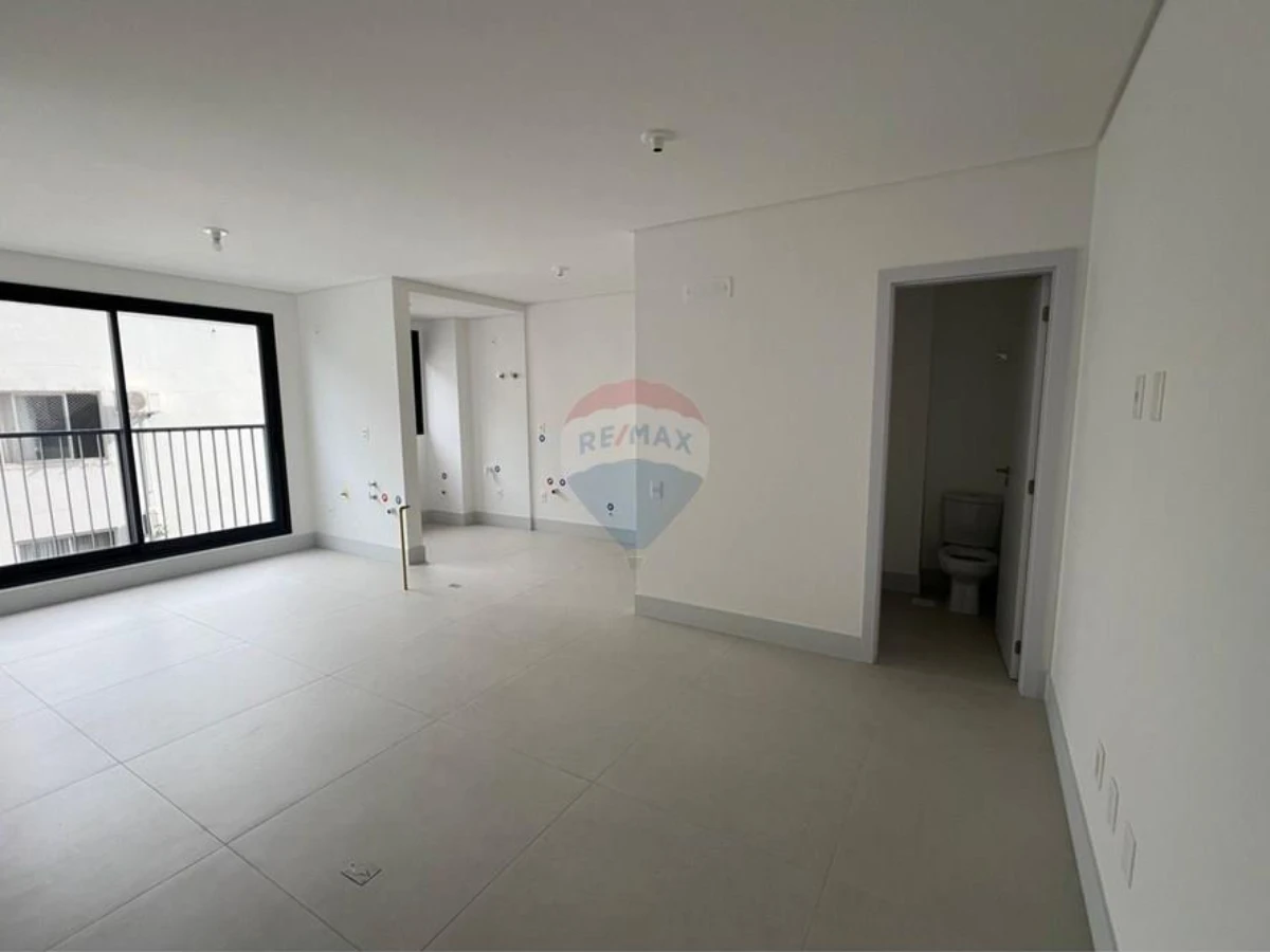 Apartamento 2 Suítes à Venda no Estreito, Florianópolis
