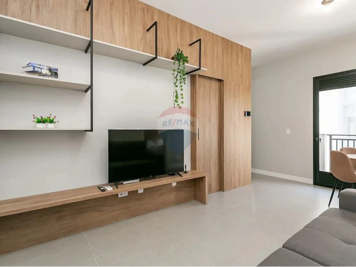 Apartamento 1 Dormitório com Suíte à Venda em Cachoeira do Bom Jesus, Florianópolis