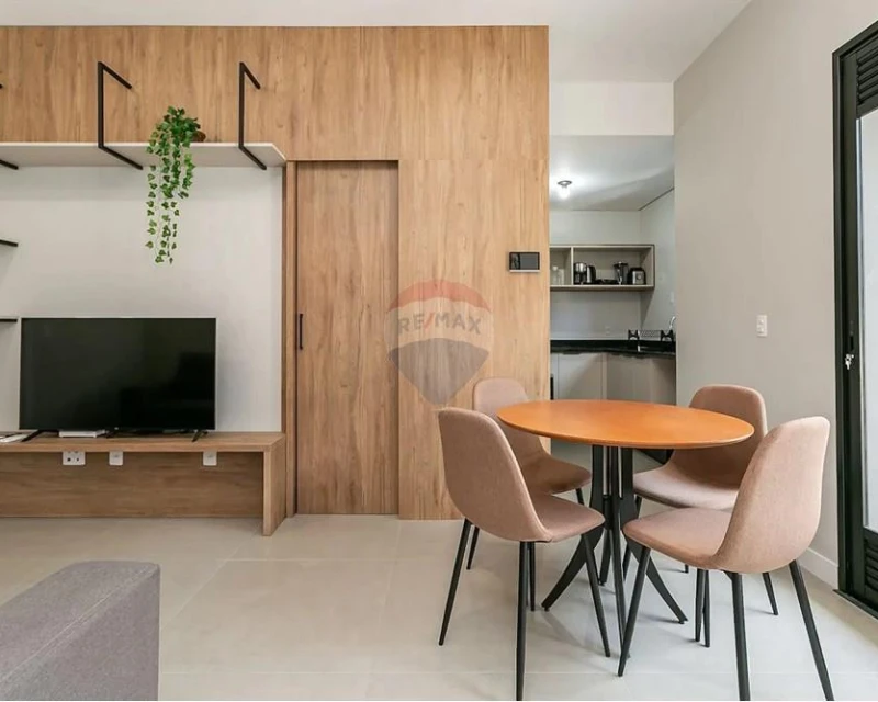 Apartamento 1 Dormitório com Suíte à Venda em Cachoeira do Bom Jesus, Florianópolis — Cachoeira do Bom Jesus