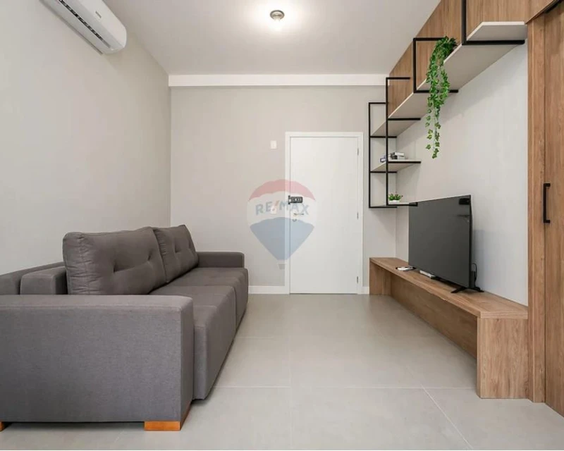 Apartamento 1 Dormitório com Suíte à Venda em Cachoeira do Bom Jesus, Florianópolis — Cachoeira do Bom Jesus