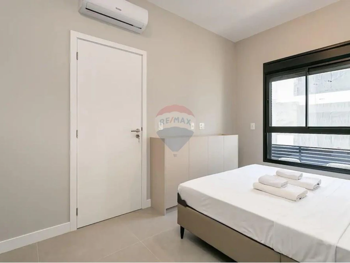 Apartamento 1 Dormitório com Suíte à Venda em Cachoeira do Bom Jesus, Florianópolis