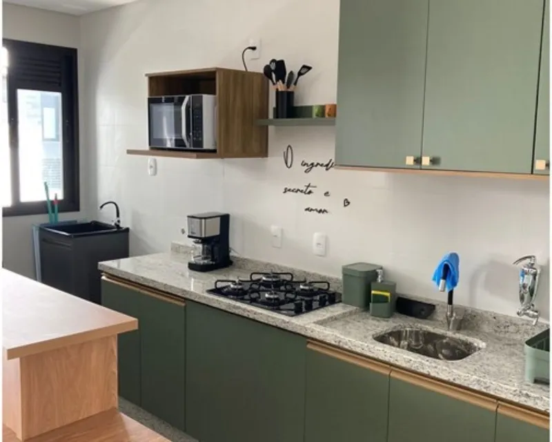 Apartamento Amueblado 1 Dormitorio en Venta — Cachoeira do Bom Jesus, Florianópolis — Cachoeira do Bom Jesus