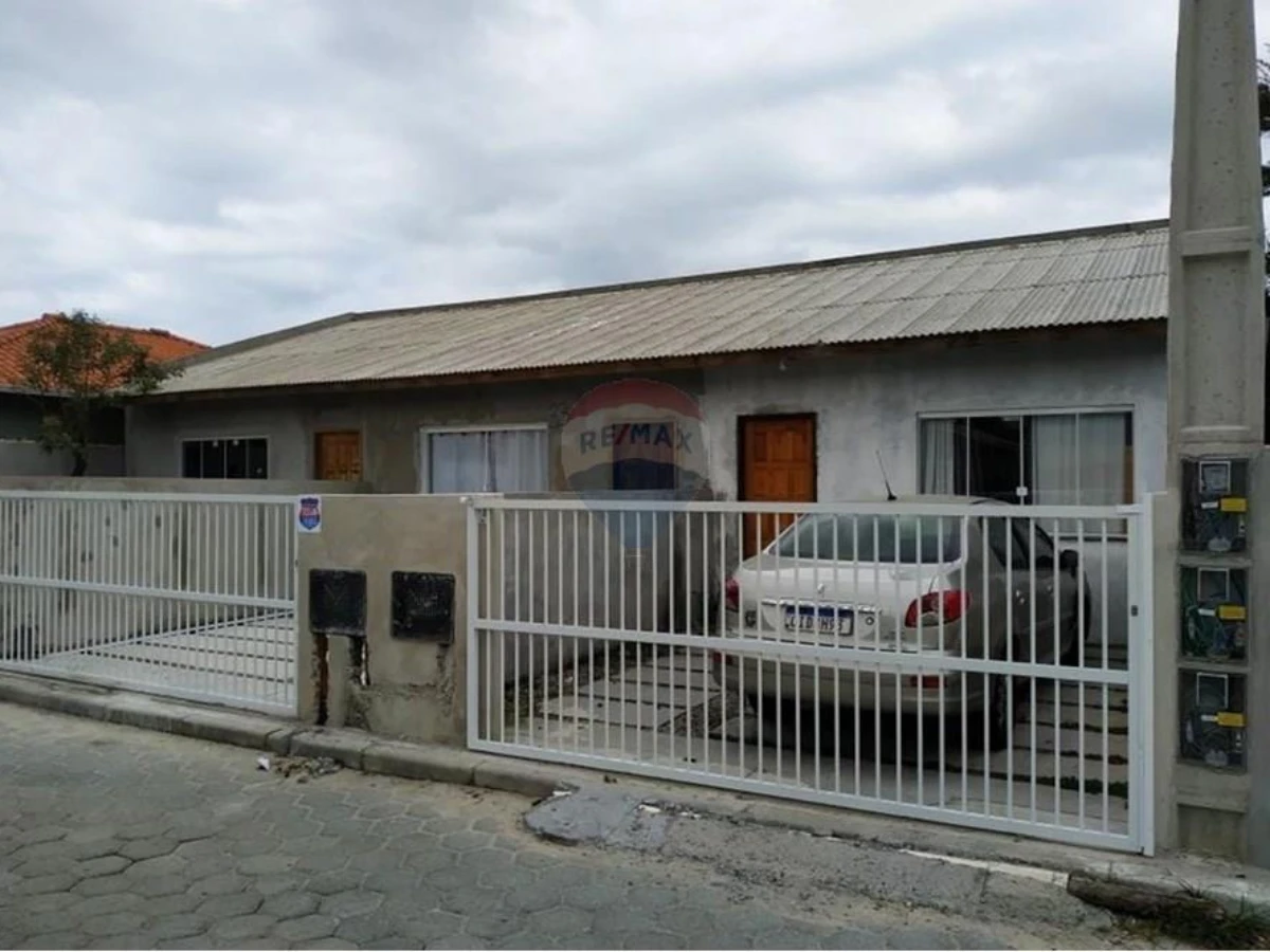 Casa Geminada à Venda — Rio Vermelho, Florianópolis