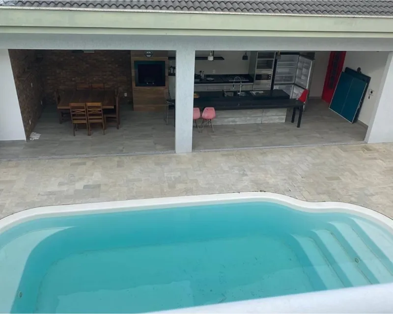 Casa 3 Dormitorios con Piscina en Venta en Ingleses, Florianópolis — Ingleses