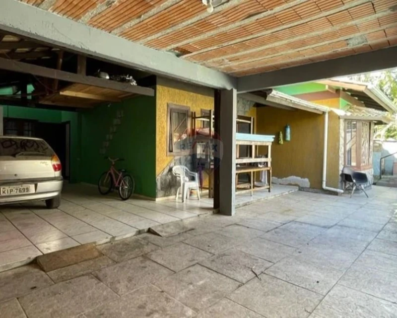 6-Bedroom House with Pool for Sale in Ingleses, Florianópolis — Ingleses
