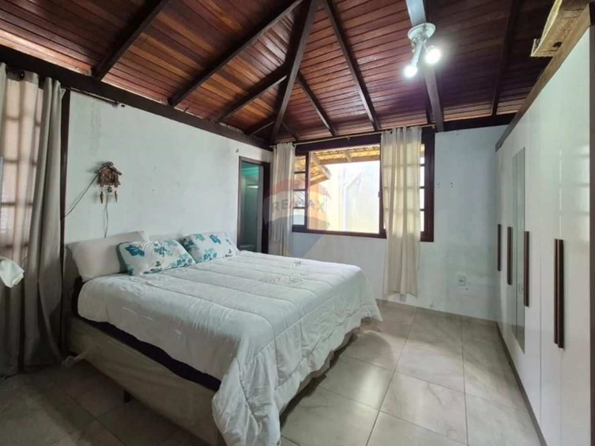6-Bedroom House with Pool for Sale in Ingleses, Florianópolis — Ingleses