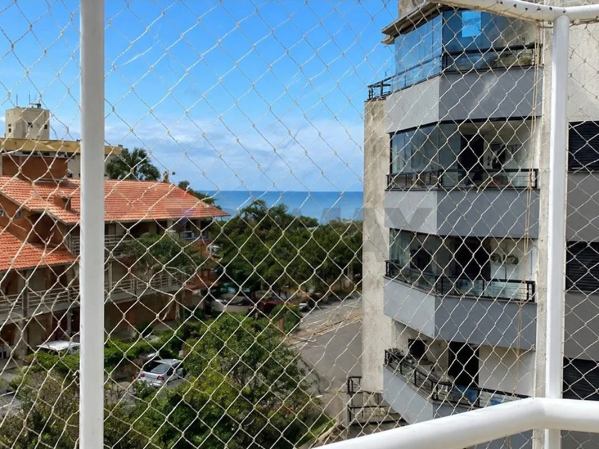 Cobertura 3 Quartos com Piscina Privativa — Canasvieiras, 30 m da Praia