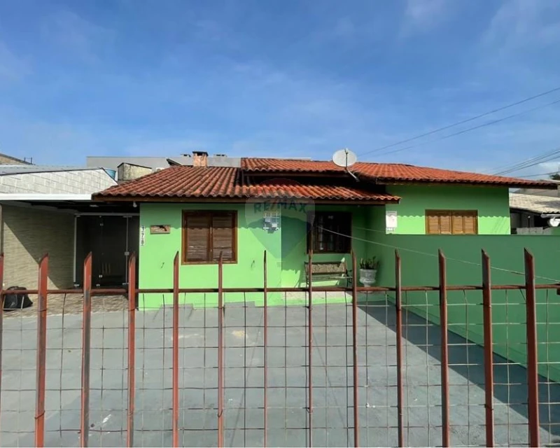 Casa 3 Dormitorios con Piscina en Venta en Ingleses, Florianópolis — Ingleses