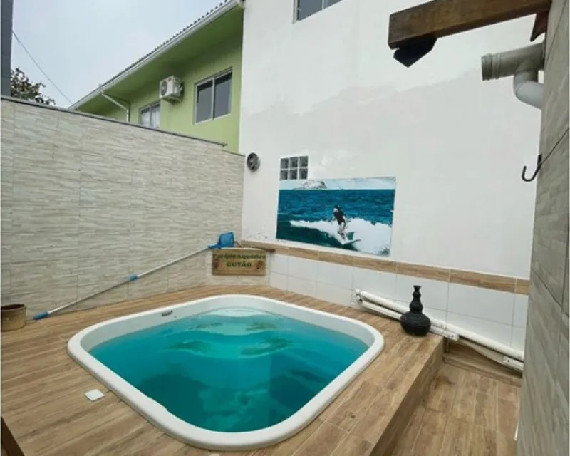 Casa 3 Dormitorios con Piscina en Venta en Ingleses, Florianópolis — Ingleses