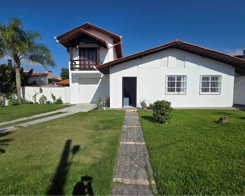 Casa 3 Dormitorios en Venta en Ingleses, Florianópolis — Ingleses