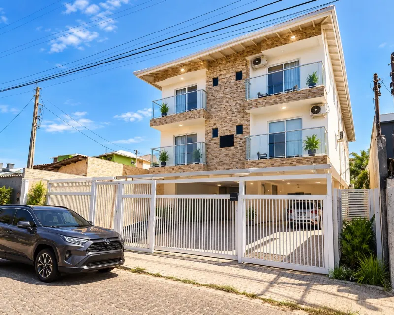 Apartamento Garden Planta Baja 3 Dormitorios en Venta, Ingleses, Florianópolis — Ingleses