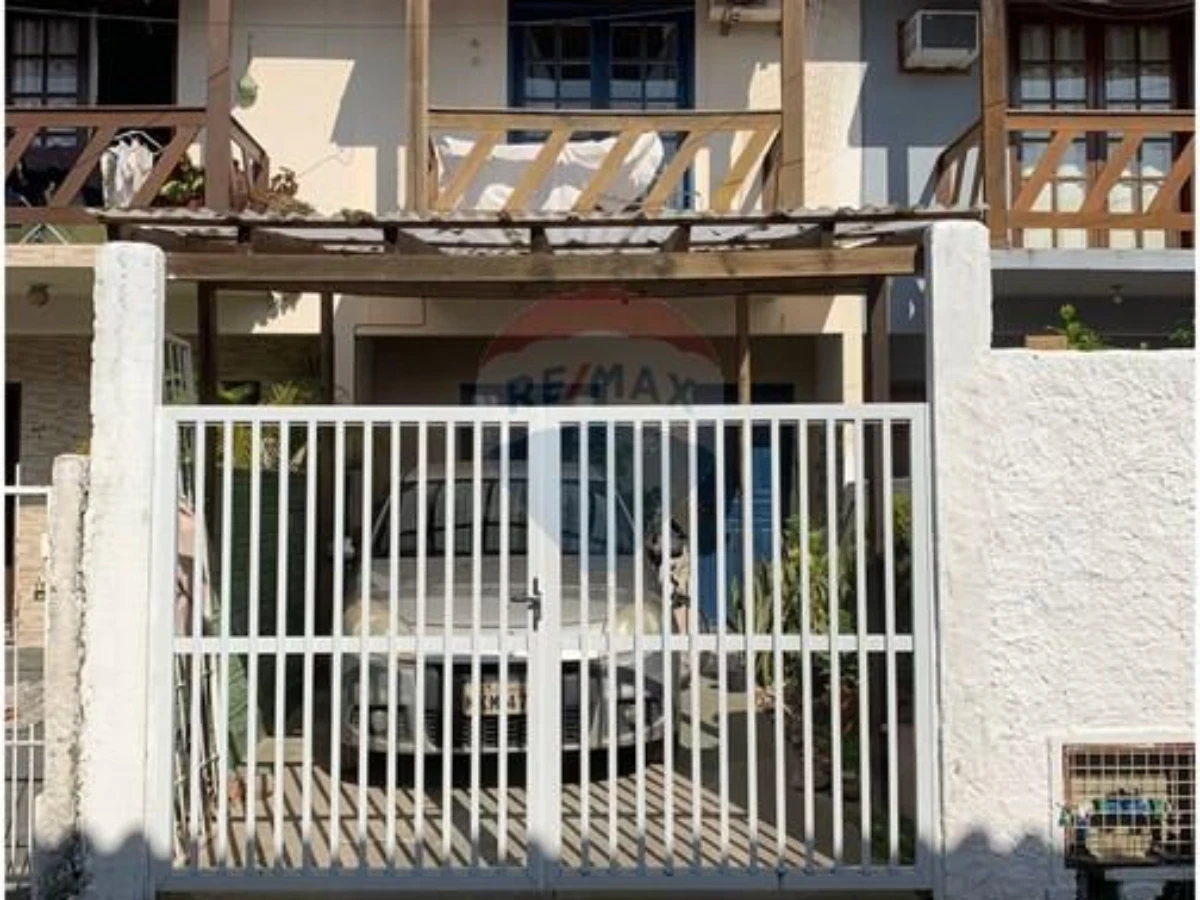 Sobrado 2 Dormitórios à Venda em Ingleses, Florianópolis