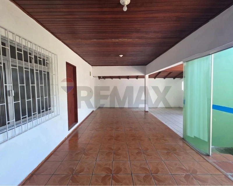 Casa 3 Quartos à Venda em Ingleses, Florianópolis — 250 m² — Ingleses