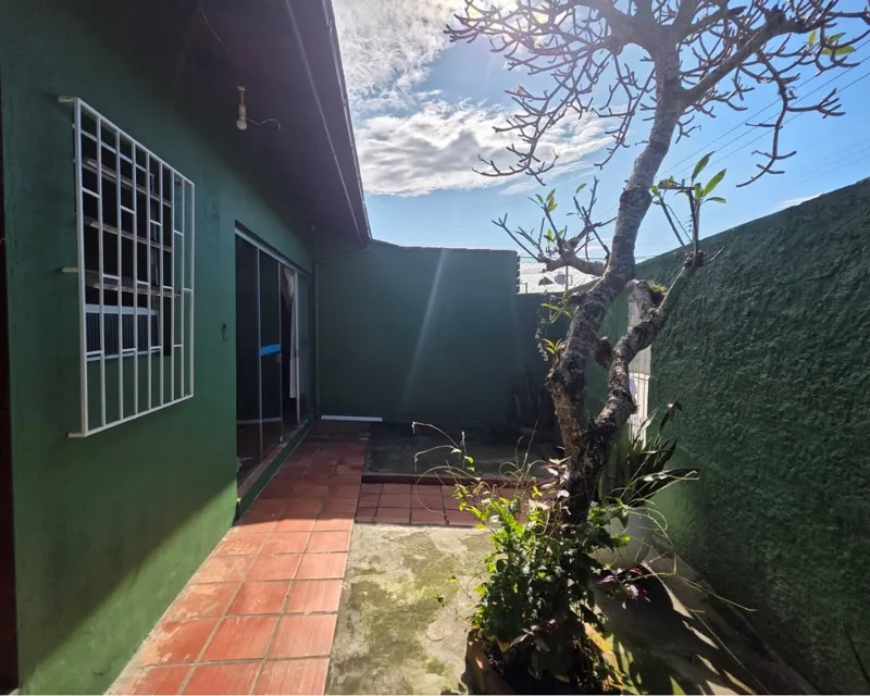 Casa 3 Quartos à Venda em Ingleses, Florianópolis — 250 m² — Ingleses