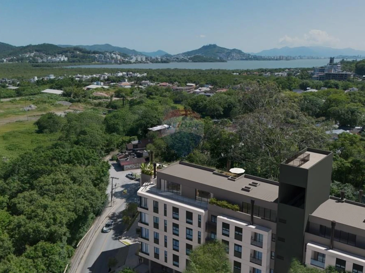 Apartamento 2 Dormitórios à Venda no Cacupé, Florianópolis