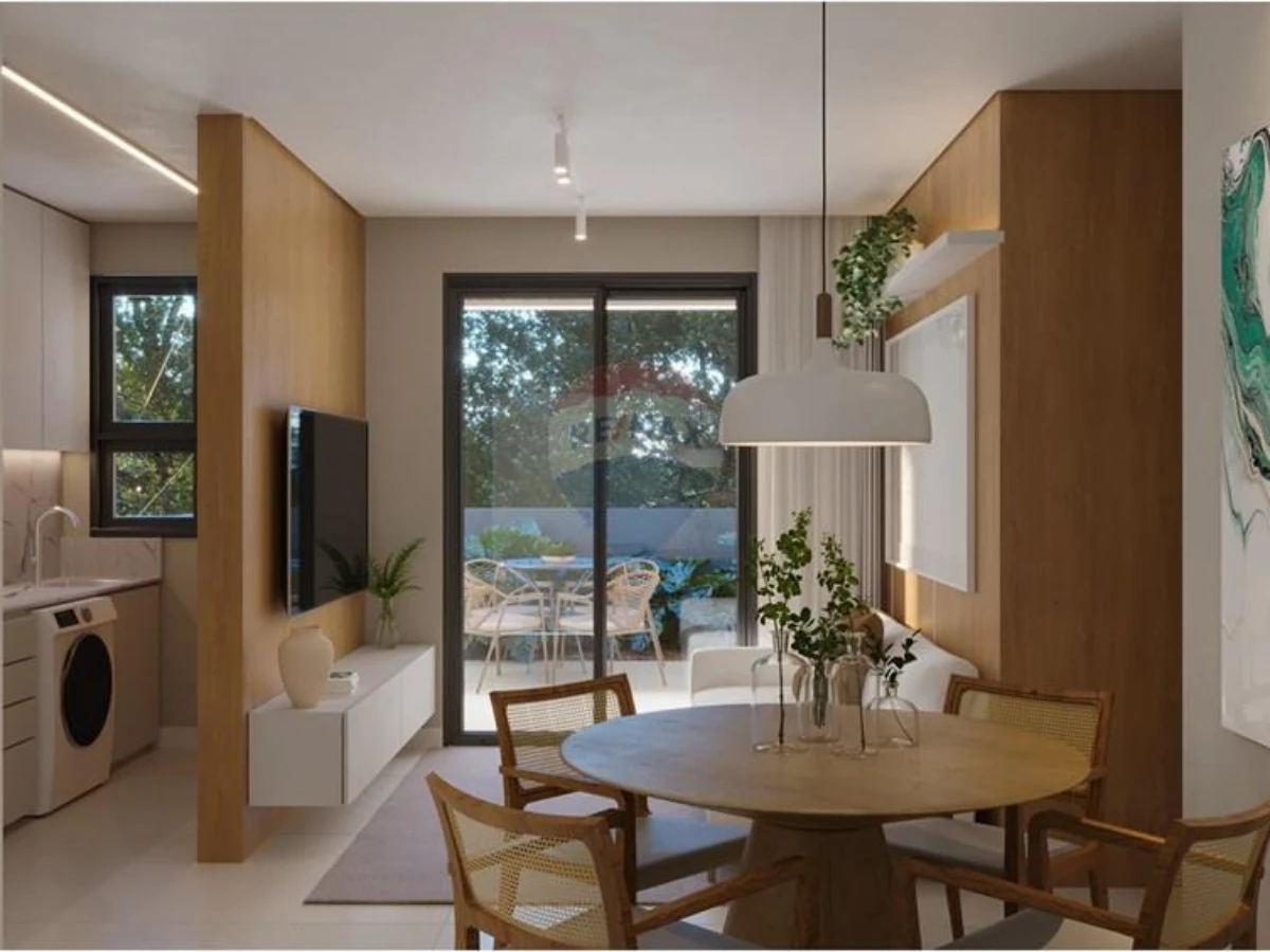 Apartamento 2 Dormitórios à Venda no Cacupé, Florianópolis