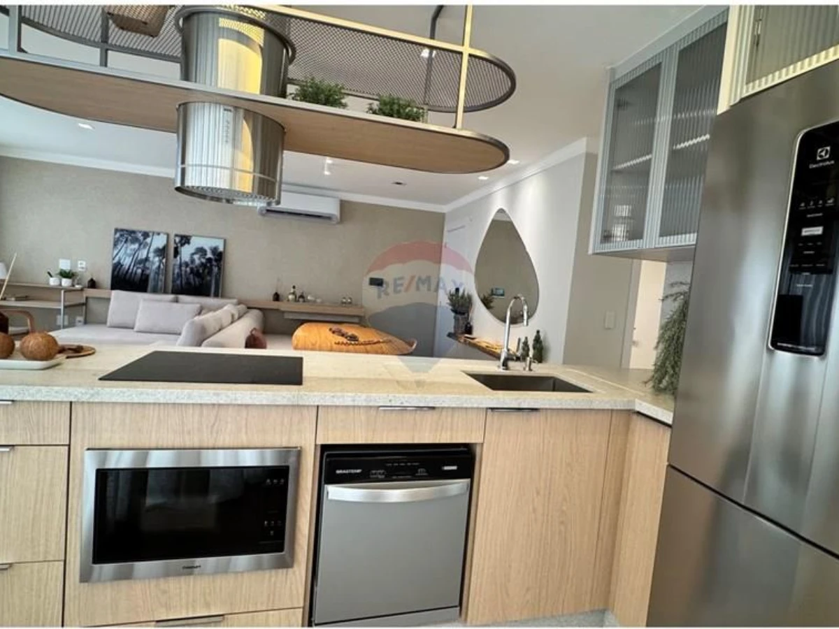 Apartamento 2 Dormitórios com Vista para o Mar à Venda em Ingleses, Florianópolis