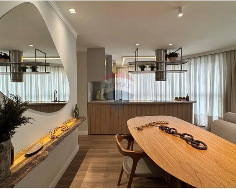 2-Bedroom Sea-View Apartment for Sale in Ingleses, Florianópolis — Ingleses