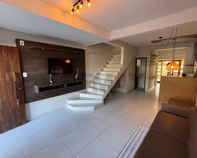 Two-Level House for Sale — 2 Suites, Rio Vermelho, Florianópolis — Rio Vermelho