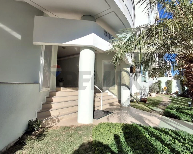 2-Bedroom Furnished Apartment for Sale in Canasvieiras, Florianópolis — Canasvieiras
