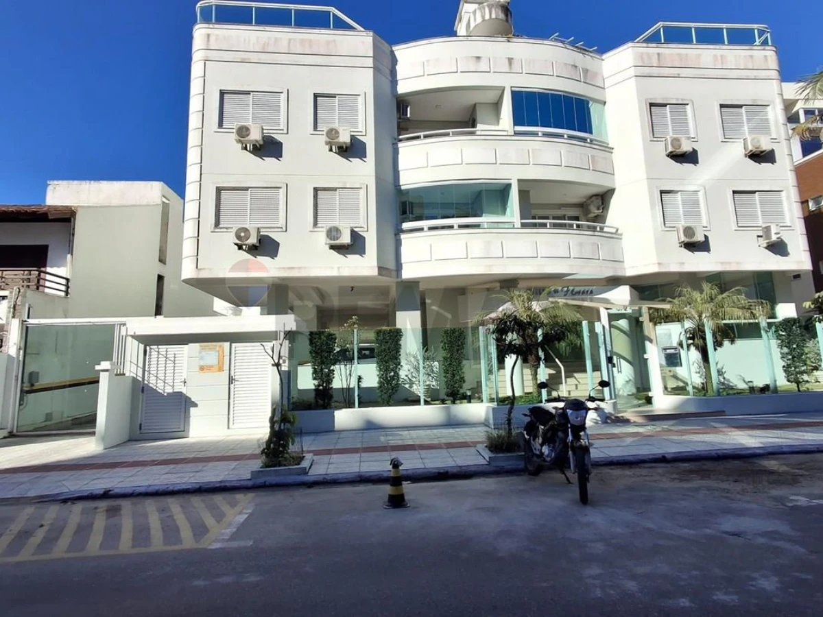 2-Bedroom Furnished Apartment for Sale in Canasvieiras, Florianópolis — Canasvieiras