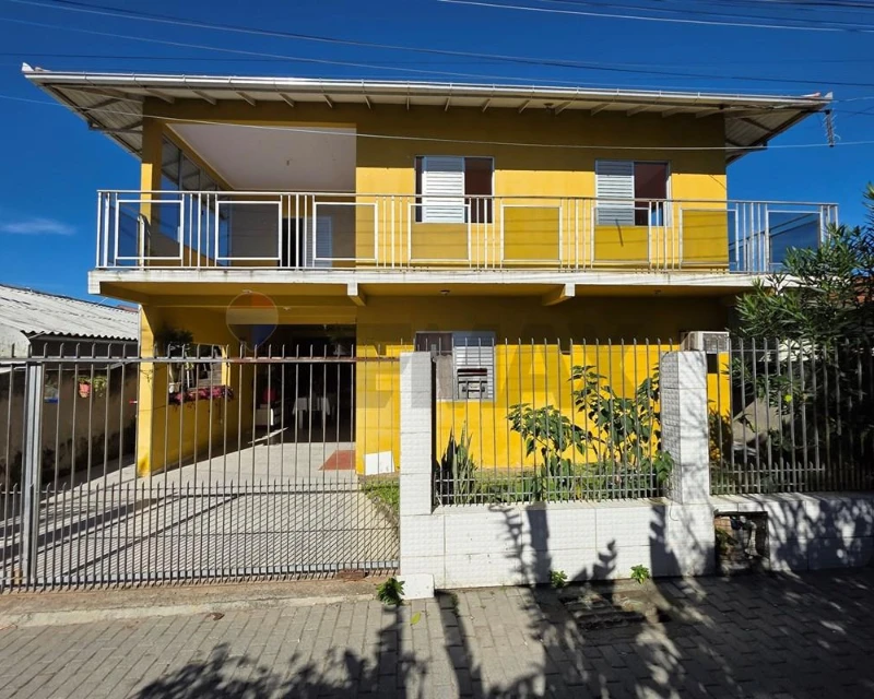 Casa 6 Dormitorios en Venta en Ingleses do Rio Vermelho, Florianópolis — Ingleses do Rio Vermelho