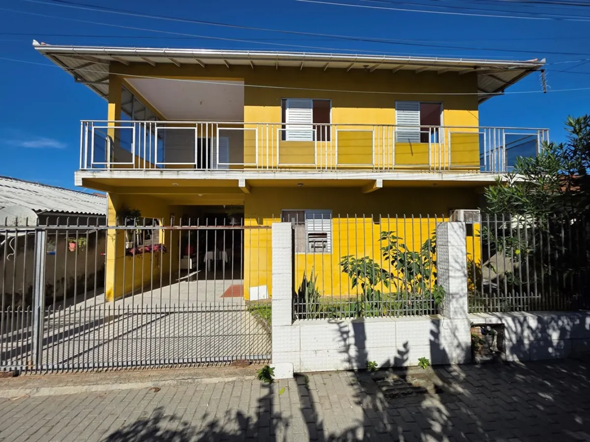 Casa 6 Dormitorios en Venta en Ingleses do Rio Vermelho, Florianópolis — Ingleses