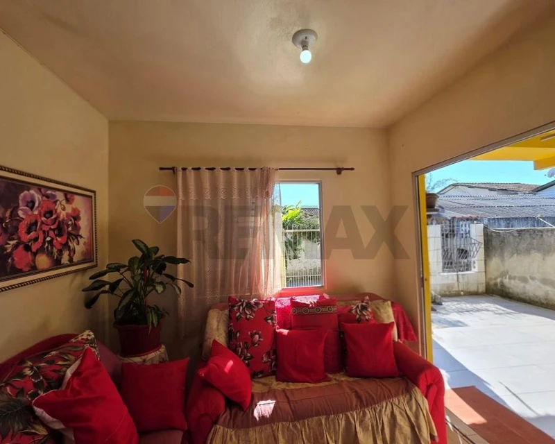 Casa 6 Quartos à Venda em Ingleses do Rio Vermelho, Florianópolis — Ingleses do Rio Vermelho