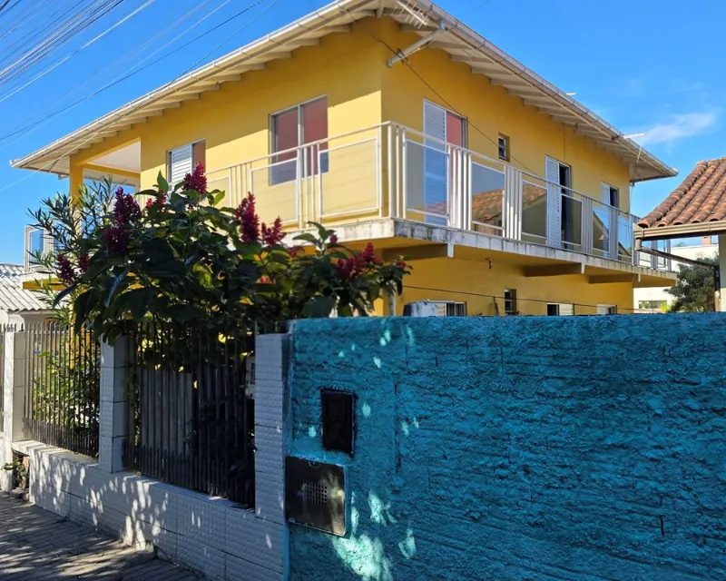 Casa 6 Dormitorios en Venta en Ingleses do Rio Vermelho, Florianópolis — Ingleses