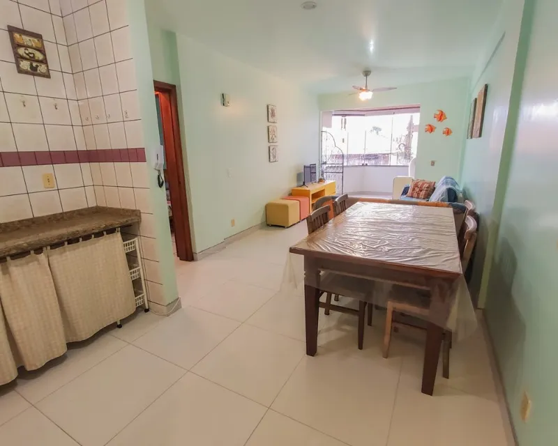 Apartamento 2 Dormitorios con Suite en Venta en Canasvieiras, Florianópolis — Canasvieiras