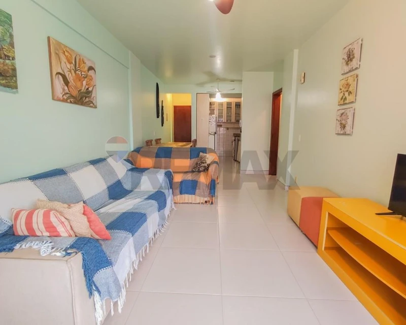 Apartamento 2 Dormitorios con Suite en Venta en Canasvieiras, Florianópolis — Canasvieiras