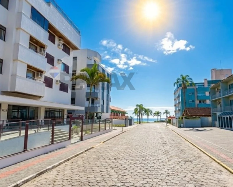 Apartamento 2 Dormitórios à Venda — Canasvieiras, Florianópolis — Canasvieiras