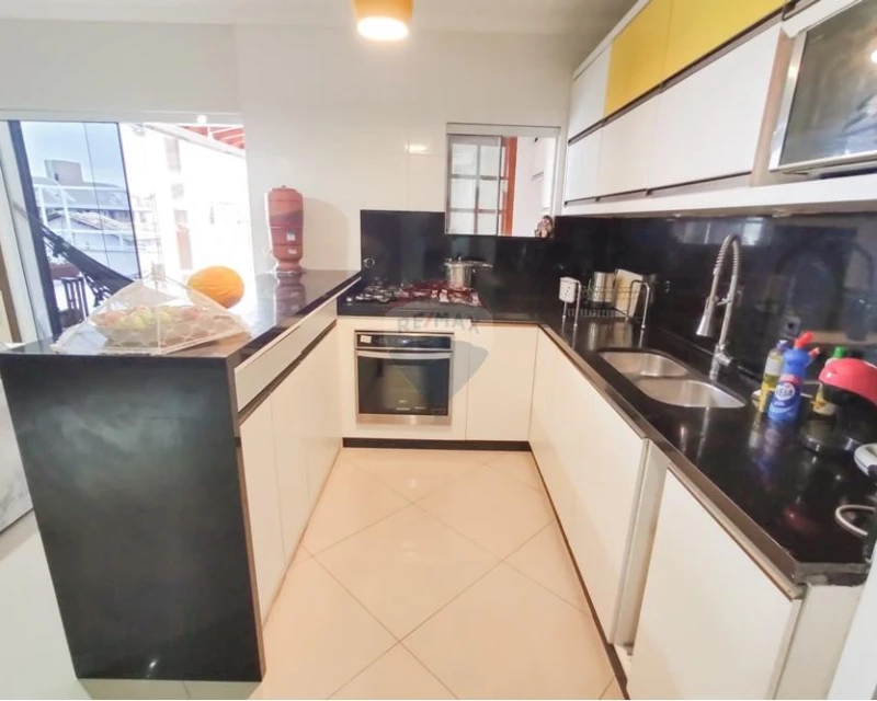 Cobertura Mobiliada à Venda — 3 Quartos, Ingleses, Florianópolis — Ingleses