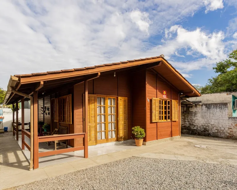 Casa 3 Quartos à Venda em Ingleses, Florianópolis — 68 m² — Ingleses