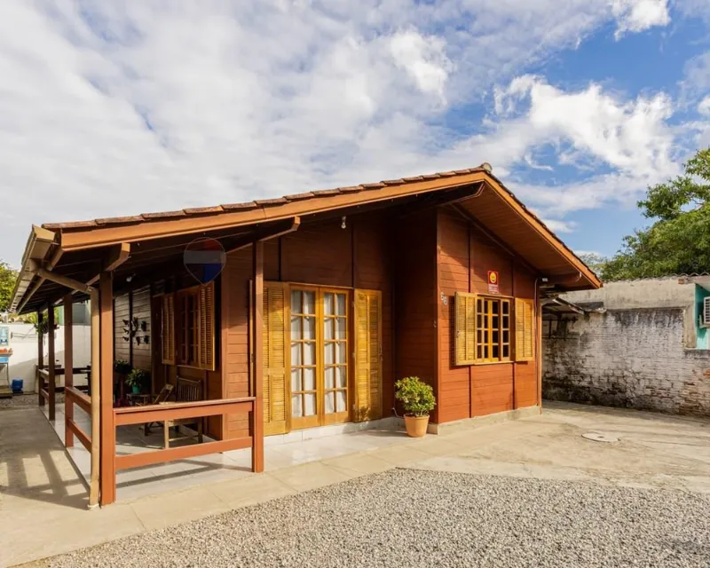 Casa 3 Dormitorios en Venta en Ingleses, Florianópolis — 68 m² — Ingleses