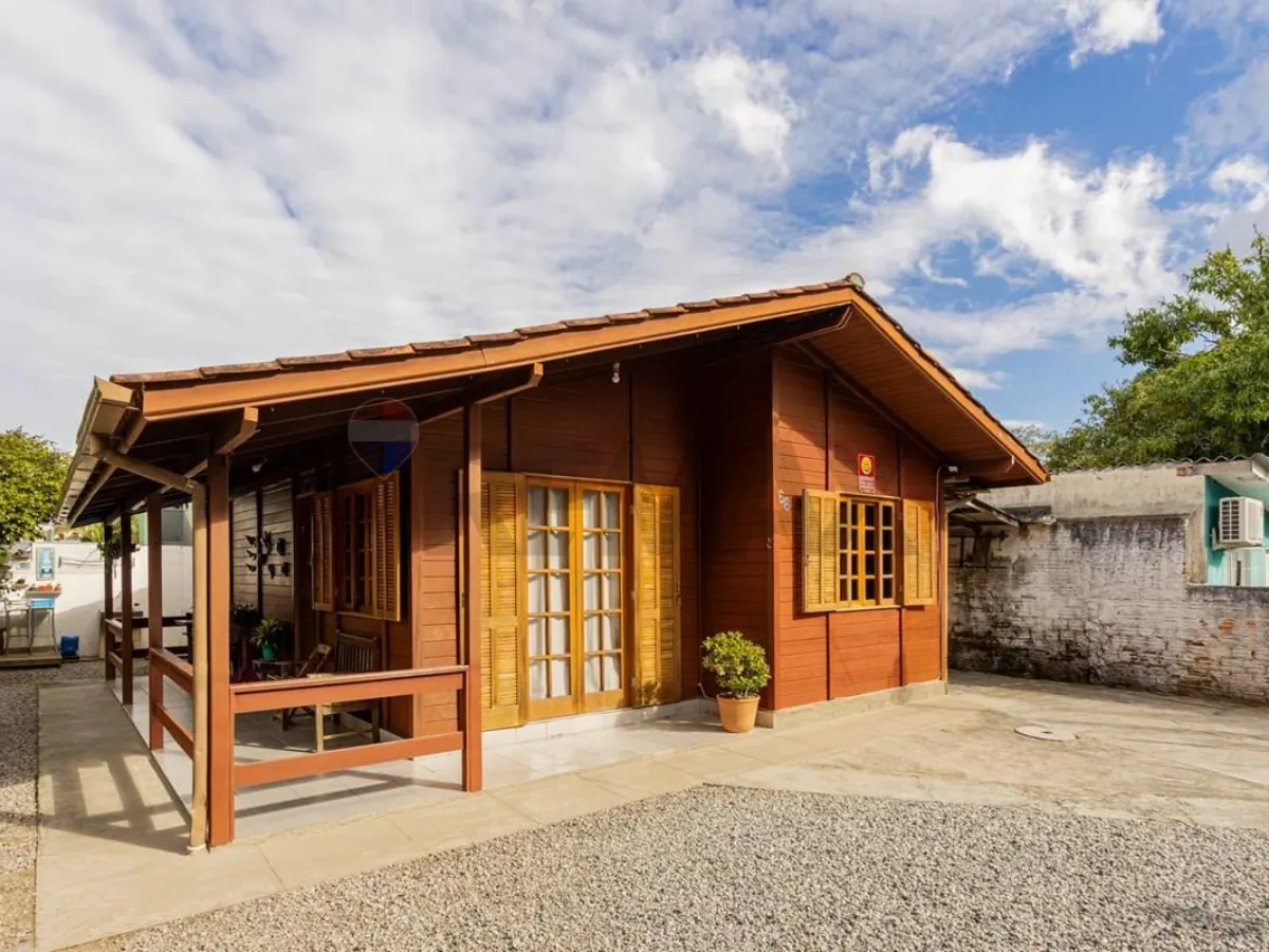 3-Bedroom House for Sale in Ingleses, Florianópolis — 68 m² — Ingleses