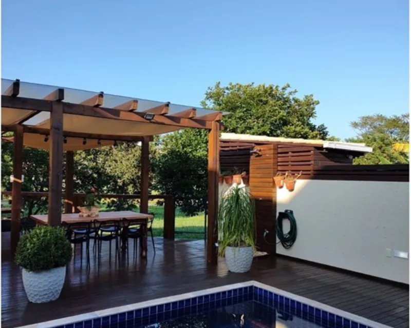 Casa 2 Dormitorios con Piscina en Venta, Cachoeira do Bom Jesus, Florianópolis — Cachoeira do Bom Jesus