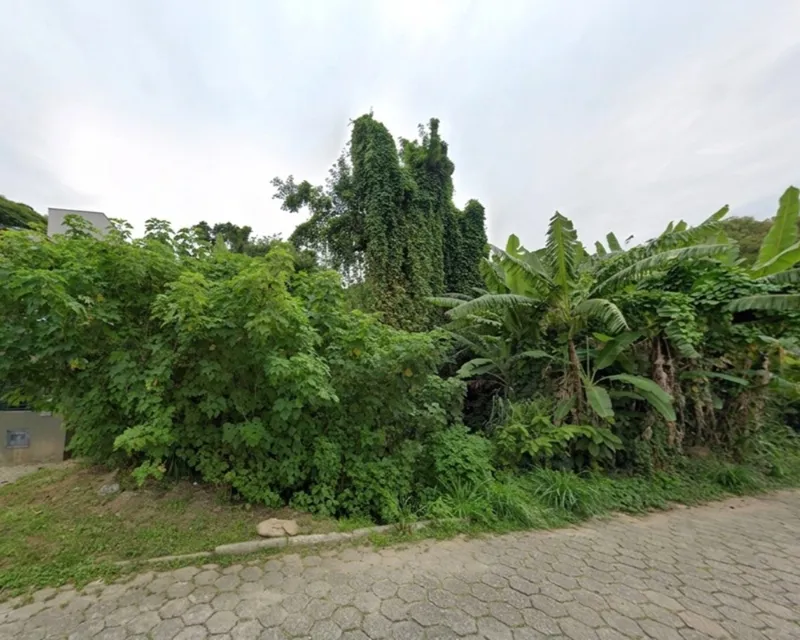 Terreno de 639 m² à Venda — Lagoa da Conceição, Florianópolis — Lagoa da Conceição