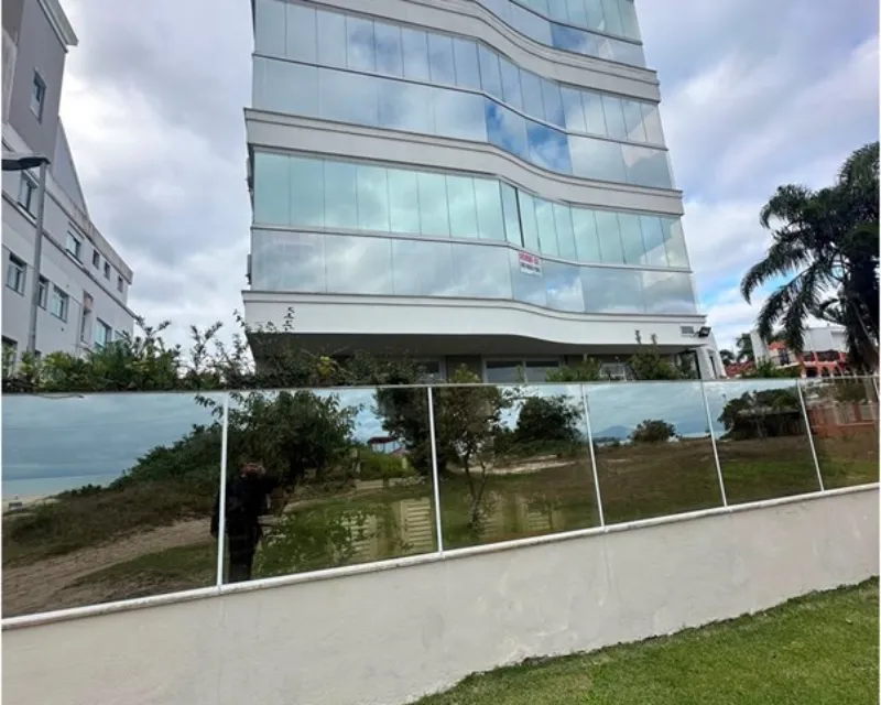 Apartamento 3 Suites con Vista al Mar — Cachoeira do Bom Jesus, Florianópolis — Cachoeira do Bom Jesus