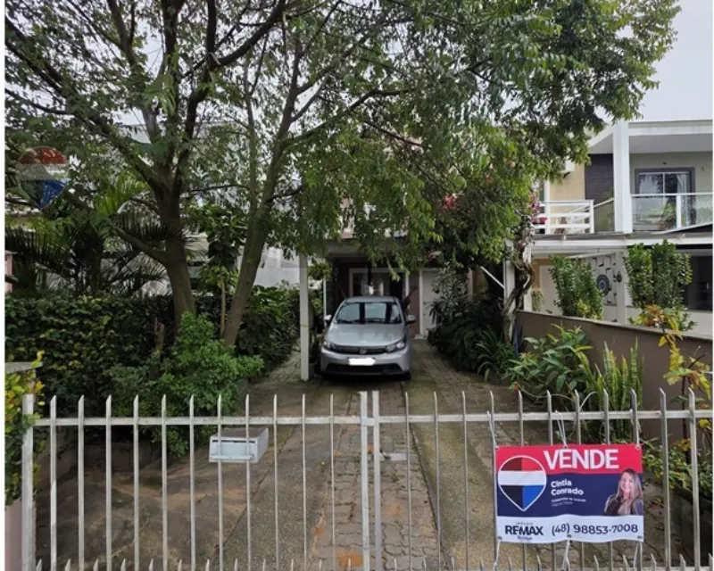 Sobrado 2 Suítes à Venda em Ingleses, Florianópolis — 97 m² — Ingleses do Rio Vermelho