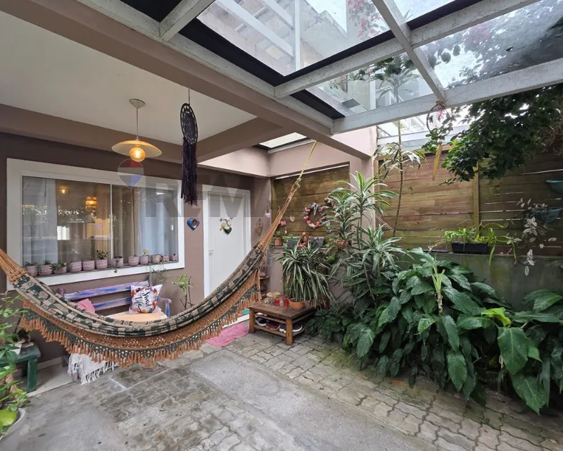 Casa de 2 Suites en Venta en Ingleses, Florianópolis — 97 m² — Ingleses do Rio Vermelho