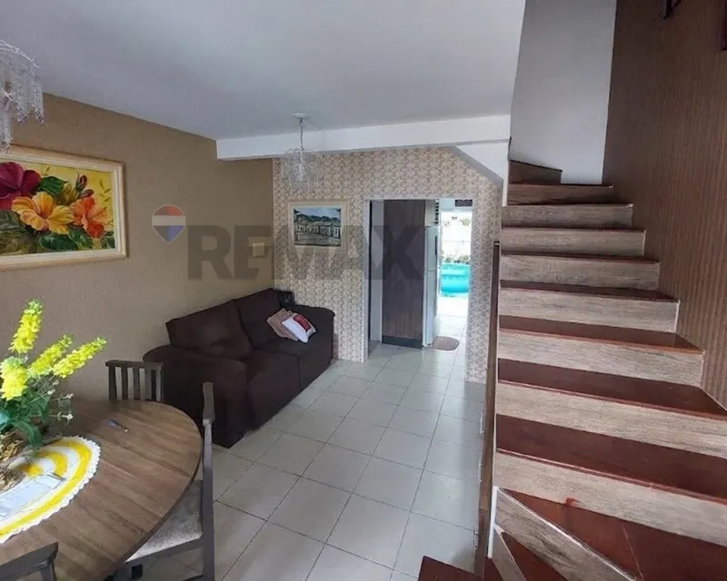 Casa 2 Dormitórios à Venda em Ingleses, Florianópolis — Ingleses do Rio Vermelho